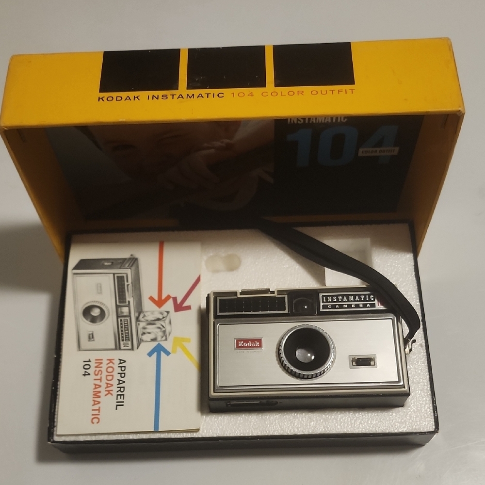 Kodak Instamatic 104 Box in Yellow and Black with Blue